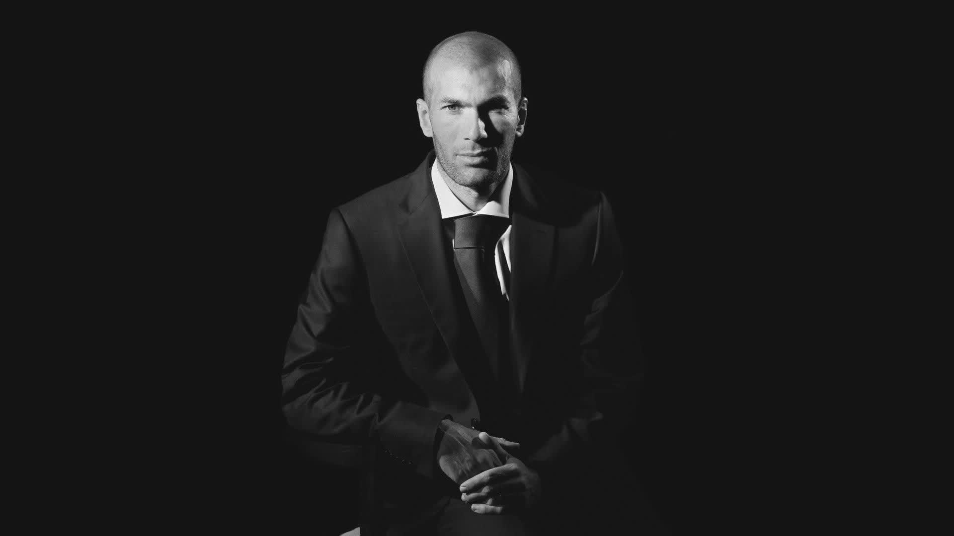 开云FIFA-当金字塔压过峡湾，当绝代双骄驶入围场，一场跨越时空的唯一性狂想